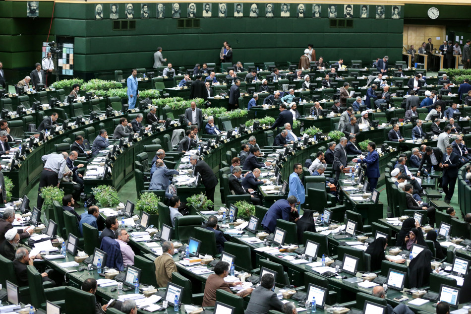 İran’da Yolsuzluk Tartışmaları ve Meclisin Yolsuzlukla Mücadele Raporu