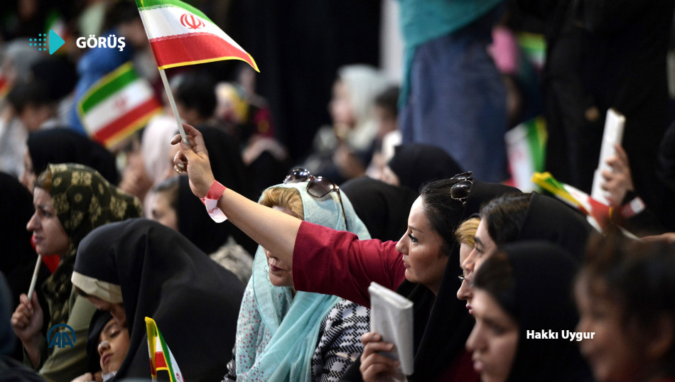 İran'da Cumhurbaşkanlığı Seçimlerine Doğru