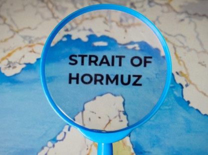 Hormuz After Truce: Washington Hesitates, Tehran Consolidates