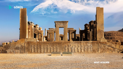 Reisi’nin Persepolis Ziyareti ve İranlı Kimliği